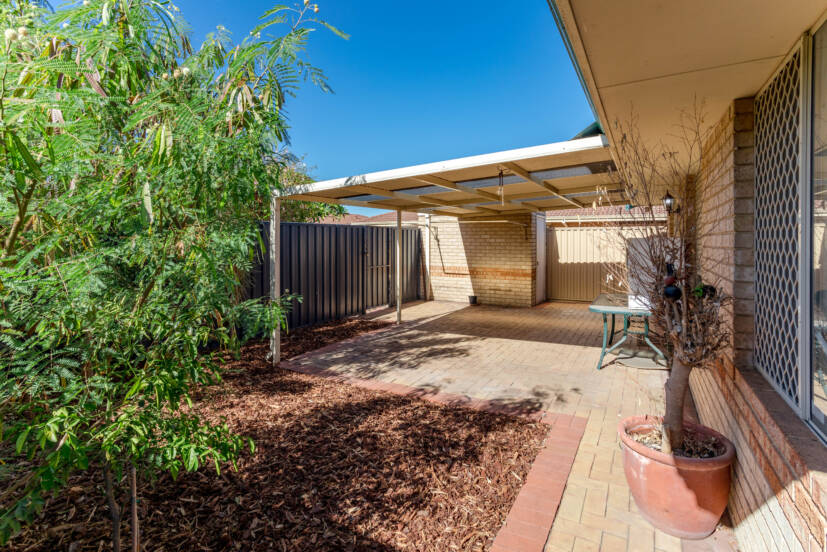 4/13 Mallard Way, CANNINGTON, WA 6107 AUS