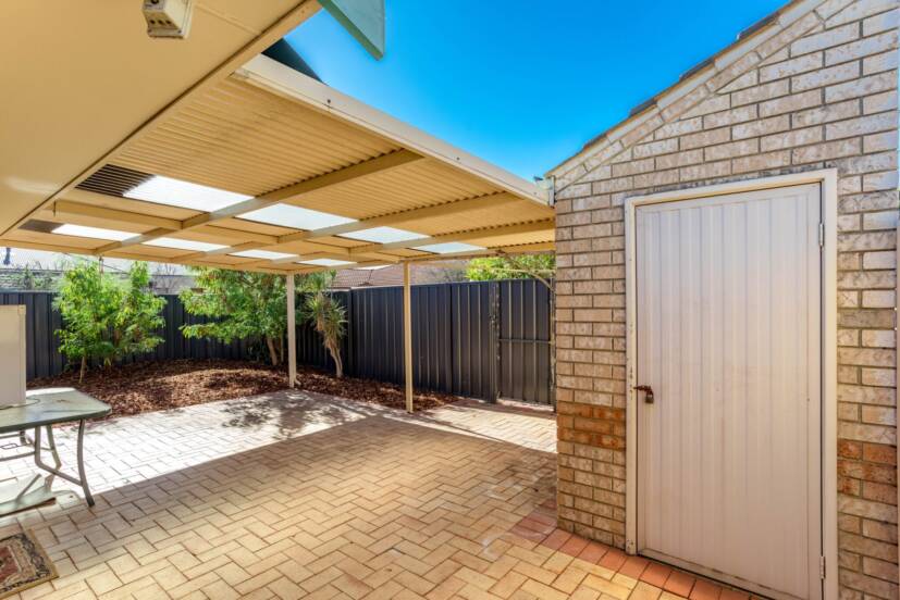 4/13 Mallard Way, CANNINGTON, WA 6107 AUS
