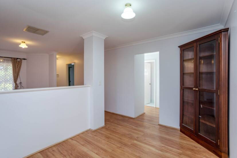 4/13 Mallard Way, CANNINGTON, WA 6107 AUS