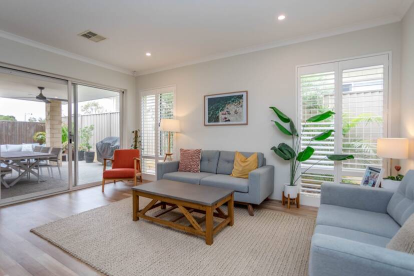 8 Benedick Road, COOLBELLUP, WA 6163 AUS