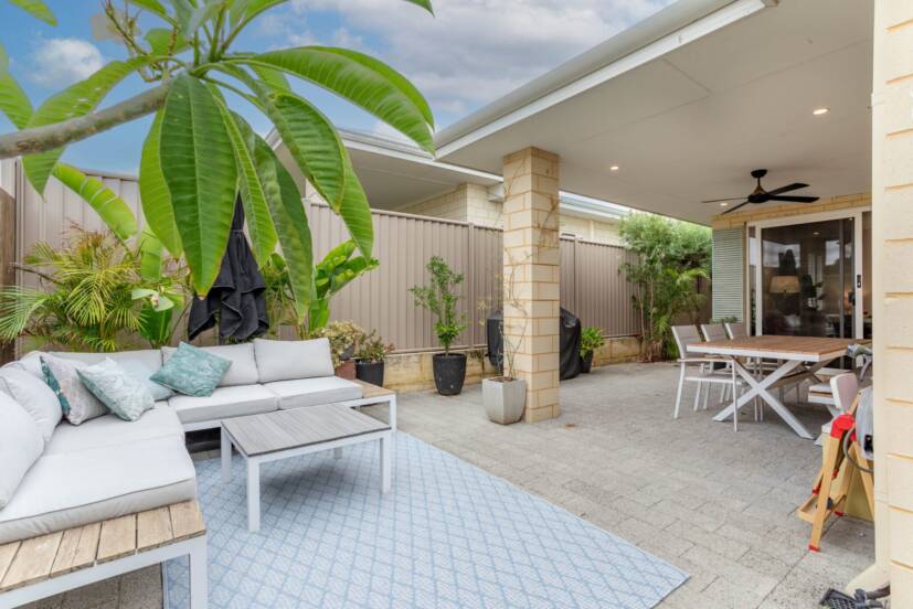 8 Benedick Road, COOLBELLUP, WA 6163 AUS