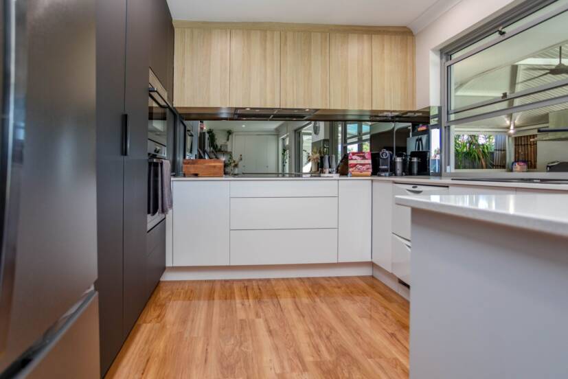 15 Penhurst Court, THORNLIE, WA 6108 AUS