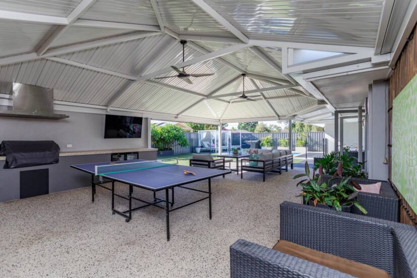 15 Penhurst Court, THORNLIE, WA 6108 AUS