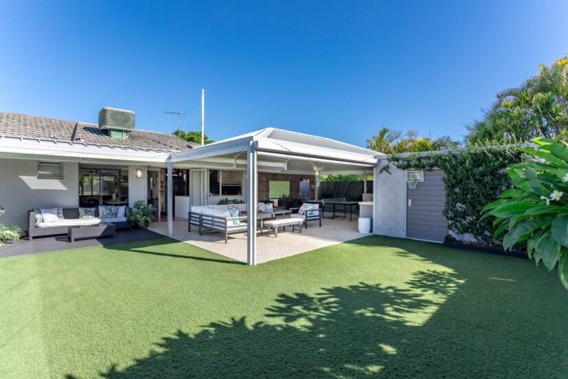15 Penhurst Court, THORNLIE, WA 6108 AUS