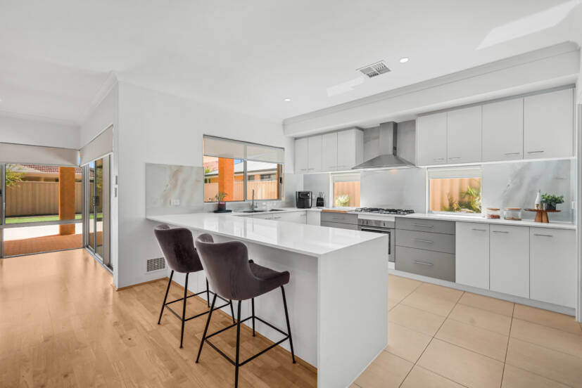 14 Whimbrel Way, HARRISDALE, WA 6112 AUS