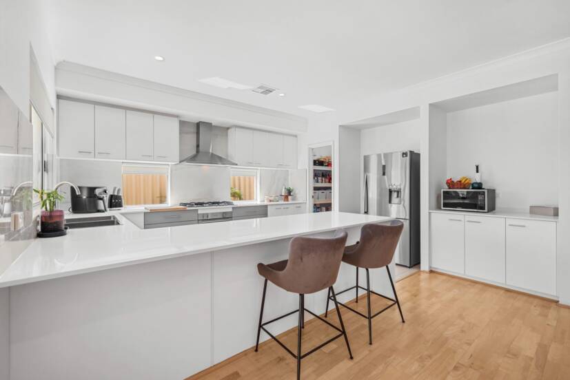 14 Whimbrel Way, HARRISDALE, WA 6112 AUS