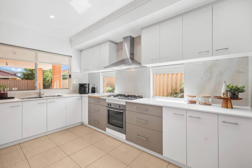 14 Whimbrel Way, HARRISDALE, WA 6112 AUS
