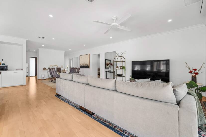 14 Whimbrel Way, HARRISDALE, WA 6112 AUS