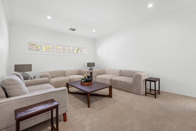 14 Whimbrel Way, HARRISDALE, WA 6112 AUS