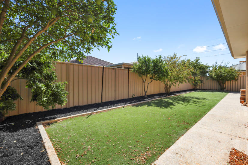 14 Whimbrel Way, HARRISDALE, WA 6112 AUS