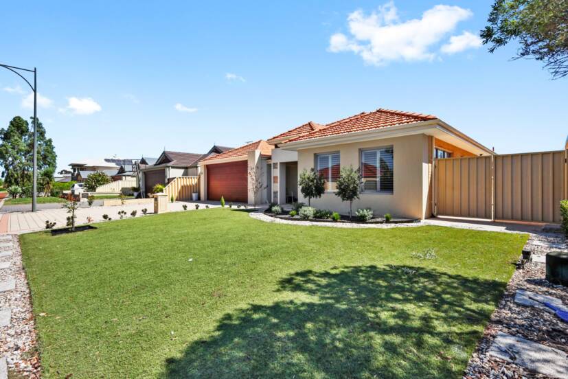 14 Whimbrel Way, HARRISDALE, WA 6112 AUS