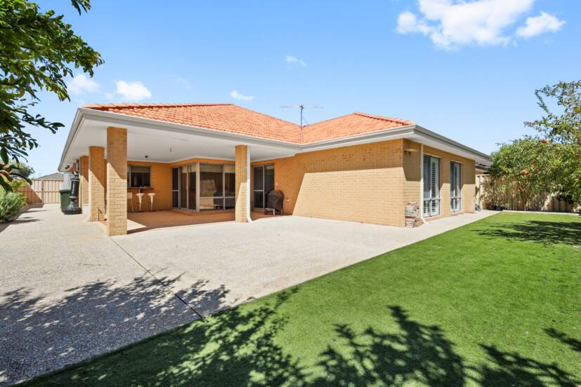 14 Whimbrel Way, HARRISDALE, WA 6112 AUS