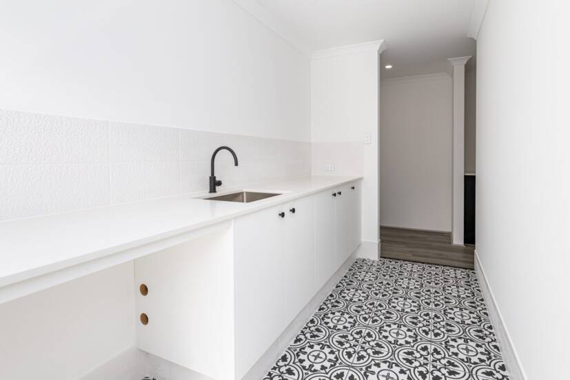 69 Tourmaline Ridge, AUSTRALIND, WA 6233 AUS