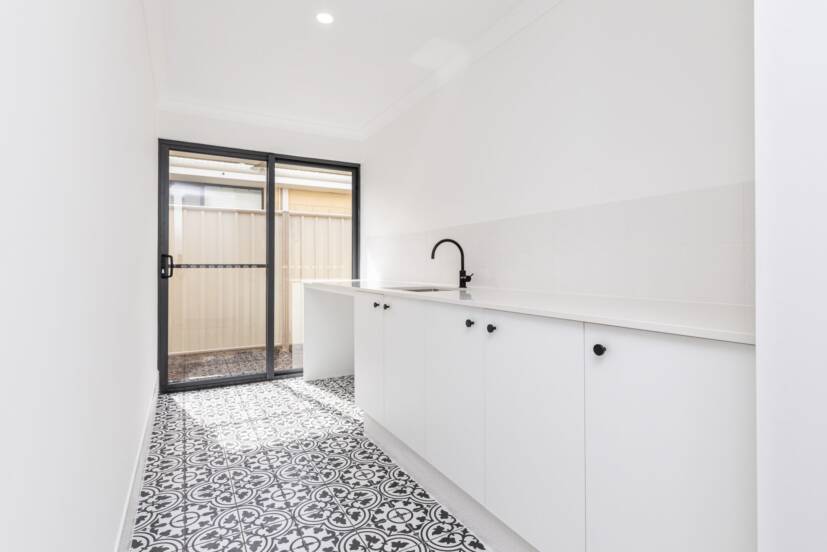 69 Tourmaline Ridge, AUSTRALIND, WA 6233 AUS