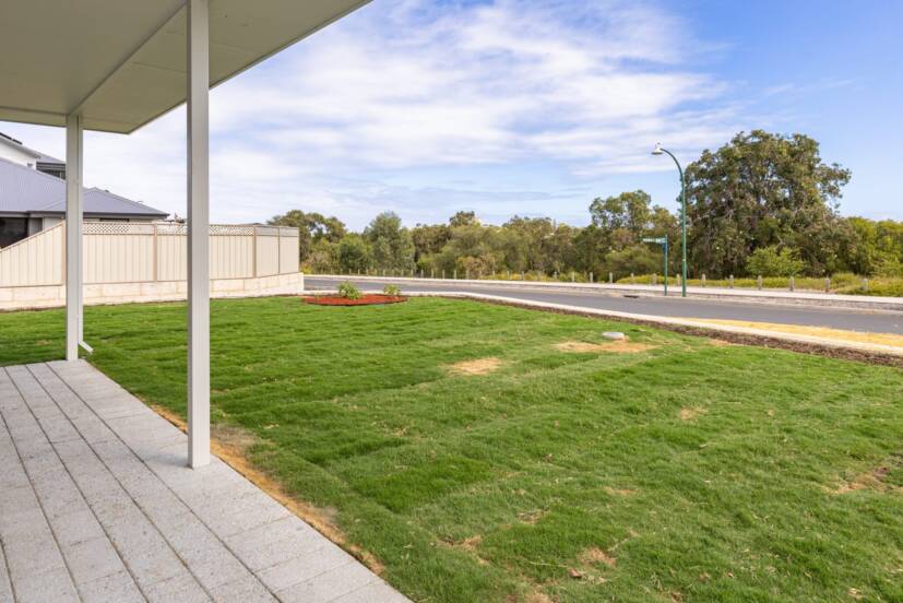 69 Tourmaline Ridge, AUSTRALIND, WA 6233 AUS