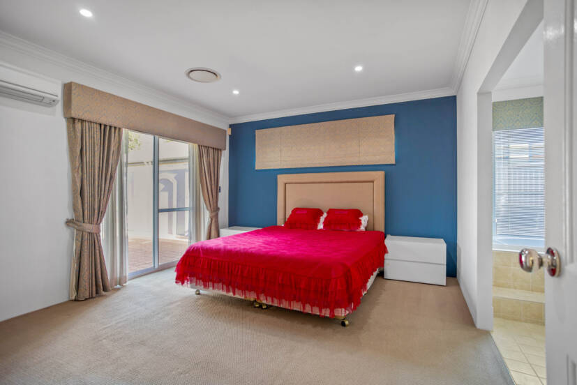 27 Caversham Bend, SOUTHERN RIVER, WA 6110 AUS