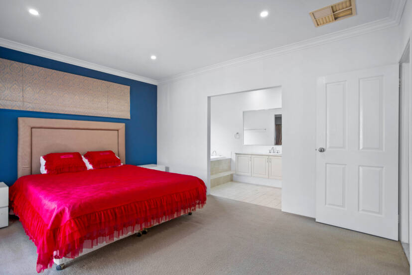 27 Caversham Bend, SOUTHERN RIVER, WA 6110 AUS