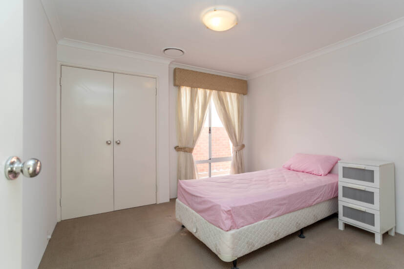 27 Caversham Bend, SOUTHERN RIVER, WA 6110 AUS