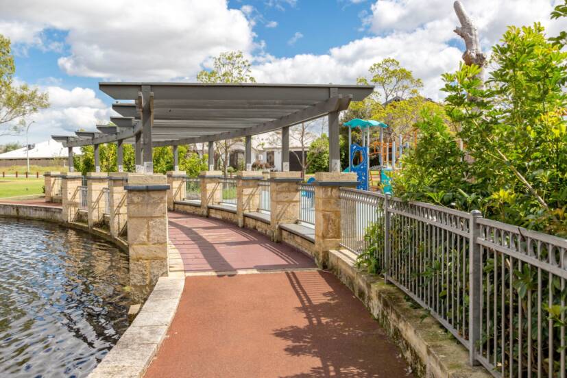27 Caversham Bend, SOUTHERN RIVER, WA 6110 AUS