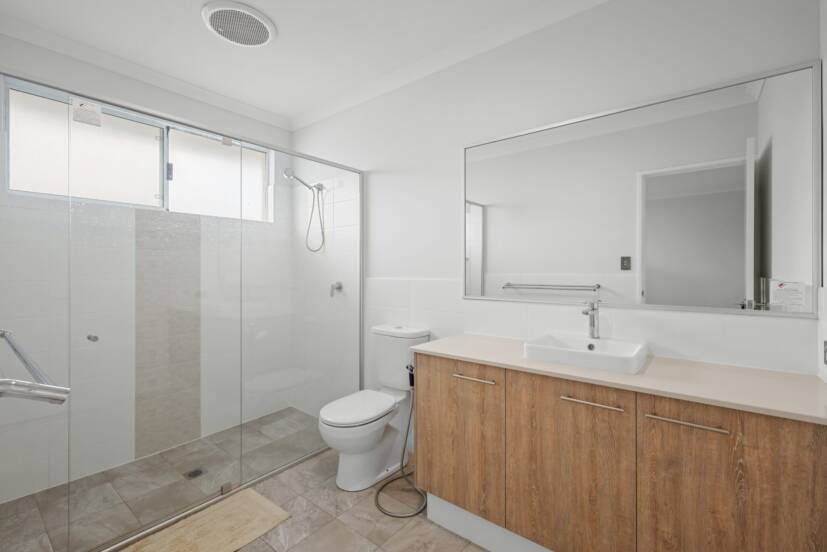 9 Livorno Boulevard, PIARA WATERS, WA 6112 AUS