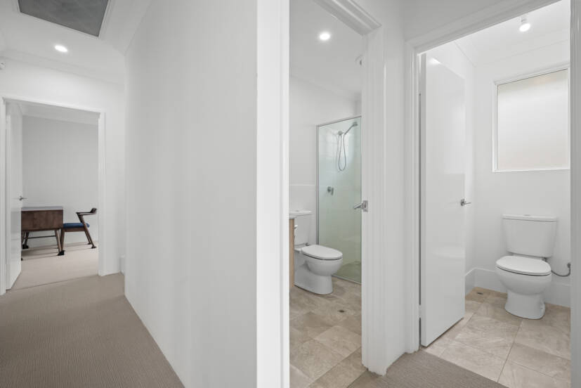 9 Livorno Boulevard, PIARA WATERS, WA 6112 AUS