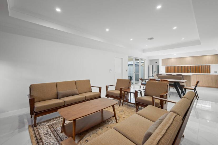 9 Livorno Boulevard, PIARA WATERS, WA 6112 AUS