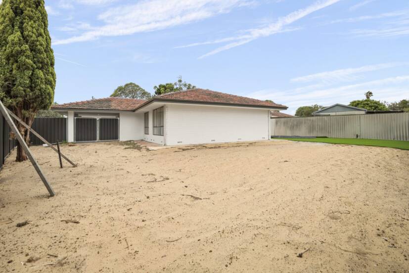 23 Kennett Street, MADDINGTON, WA 6109 AUS