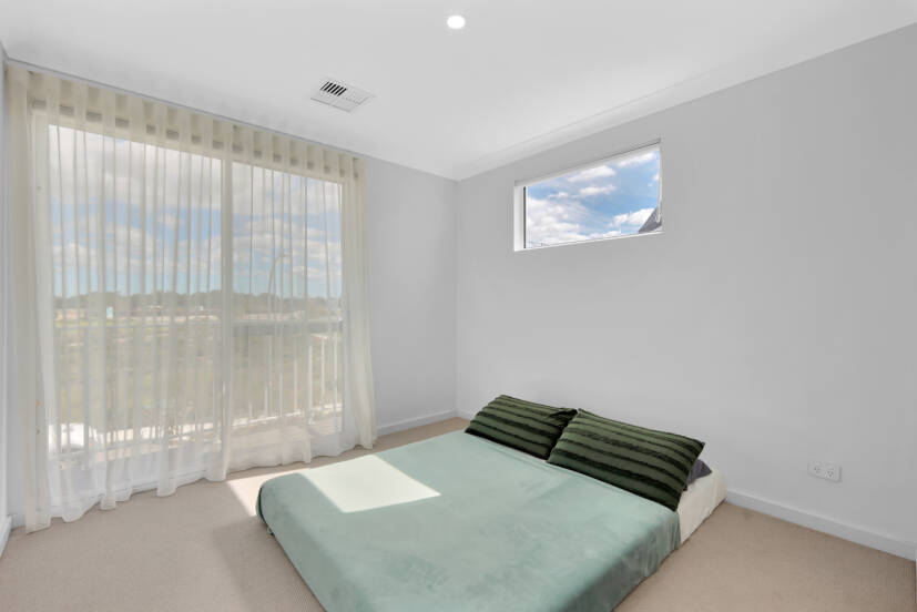27 Friston Street, HILBERT, WA 6112 AUS