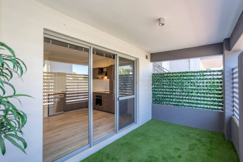 2/338 Belgravia Street, CLOVERDALE, WA 6105 AUS