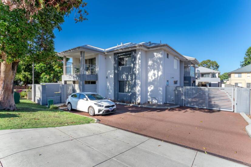 2/338 Belgravia Street, CLOVERDALE, WA 6105 AUS