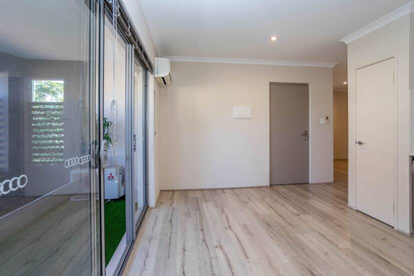 2/338 Belgravia Street, CLOVERDALE, WA 6105 AUS