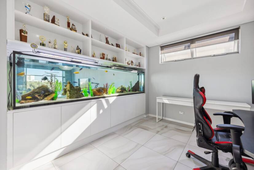 12 Lucretia Circle, NORTH COOGEE, WA 6163 AUS