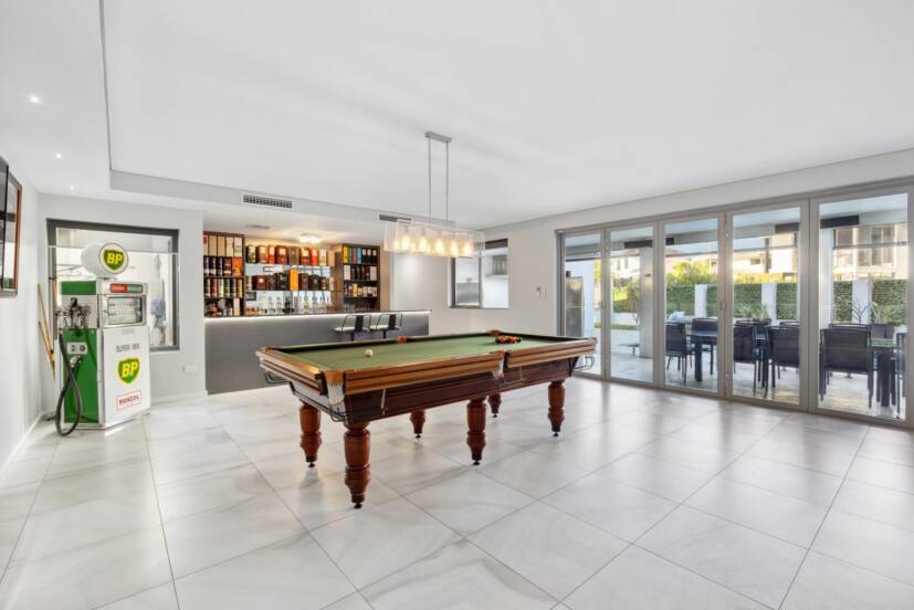 12 Lucretia Circle, NORTH COOGEE, WA 6163 AUS