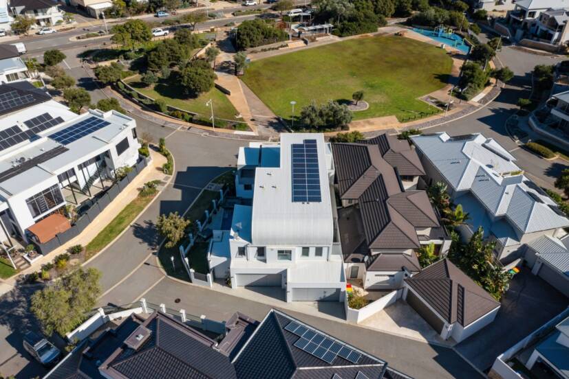 12 Lucretia Circle, NORTH COOGEE, WA 6163 AUS