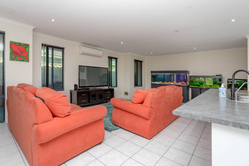 31 Hayfield Road, SOUTHERN RIVER, WA 6110 AUS