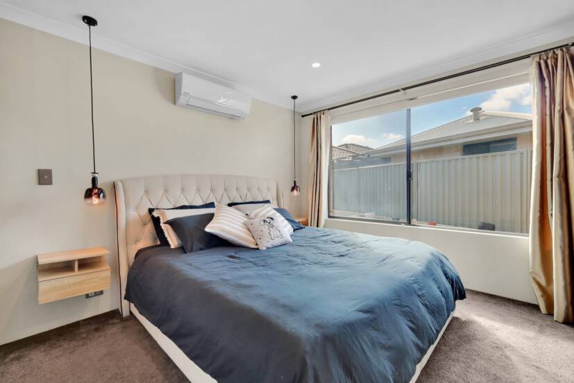 5 Gahnia Street, PIARA WATERS, WA 6112 AUS
