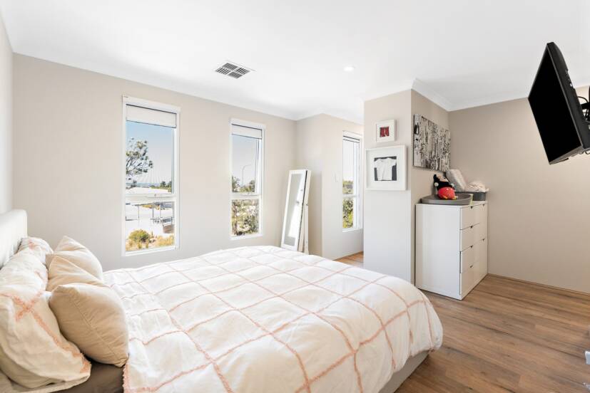4 Yering Lane, HARRISDALE, WA 6112 AUS
