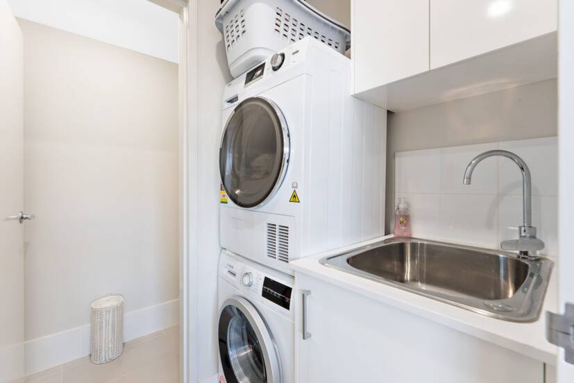 4 Yering Lane, HARRISDALE, WA 6112 AUS