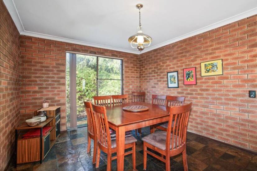 71 Carawatha Avenue, MOUNT NASURA, WA 6112 AUS
