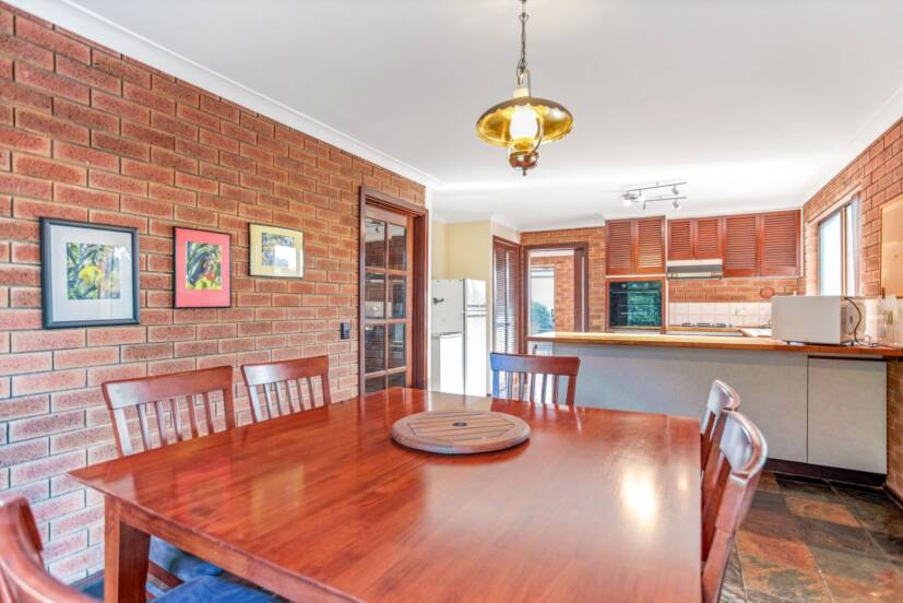 71 Carawatha Avenue, MOUNT NASURA, WA 6112 AUS
