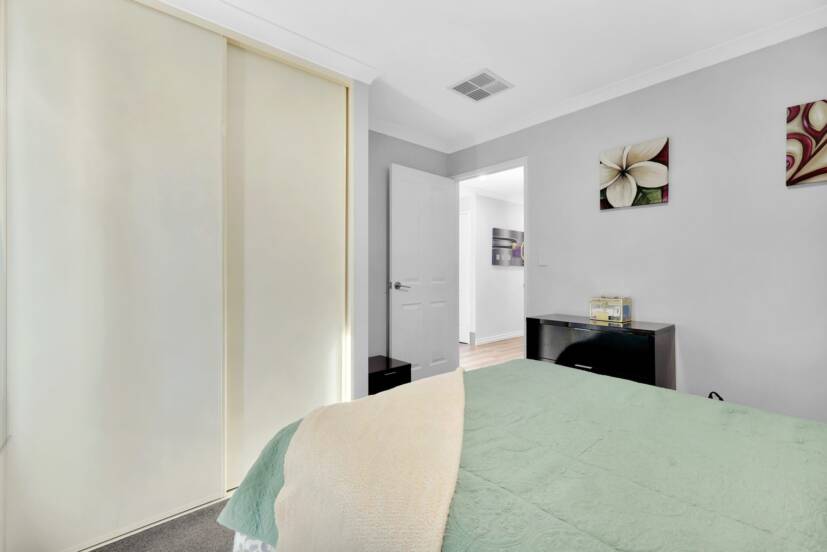 8 Arion Avenue, HARRISDALE, WA 6112 AUS