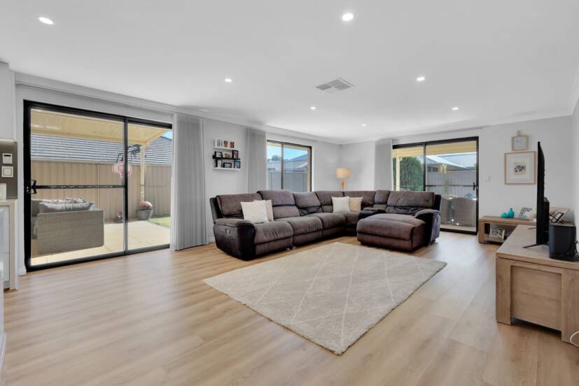 8 Arion Avenue, HARRISDALE, WA 6112 AUS