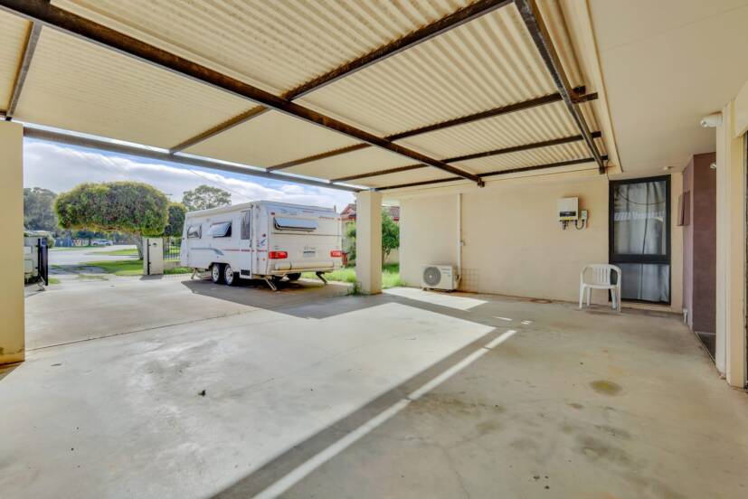 12 Delbridge Drive, KENWICK, WA 6107 AUS