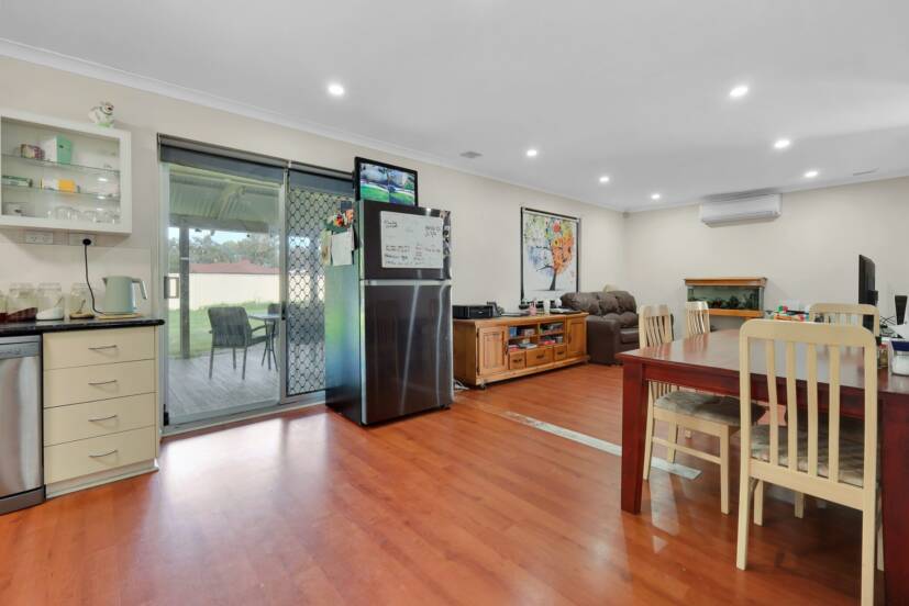 12 Delbridge Drive, KENWICK, WA 6107 AUS