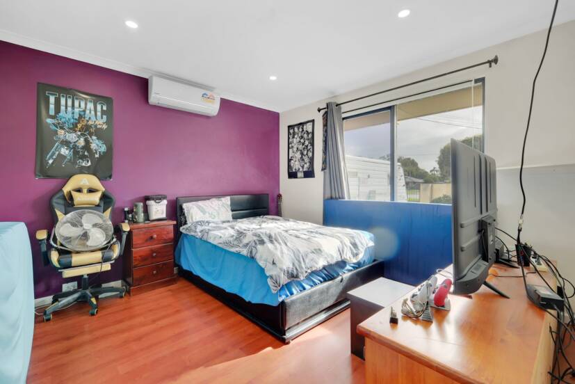 12 Delbridge Drive, KENWICK, WA 6107 AUS
