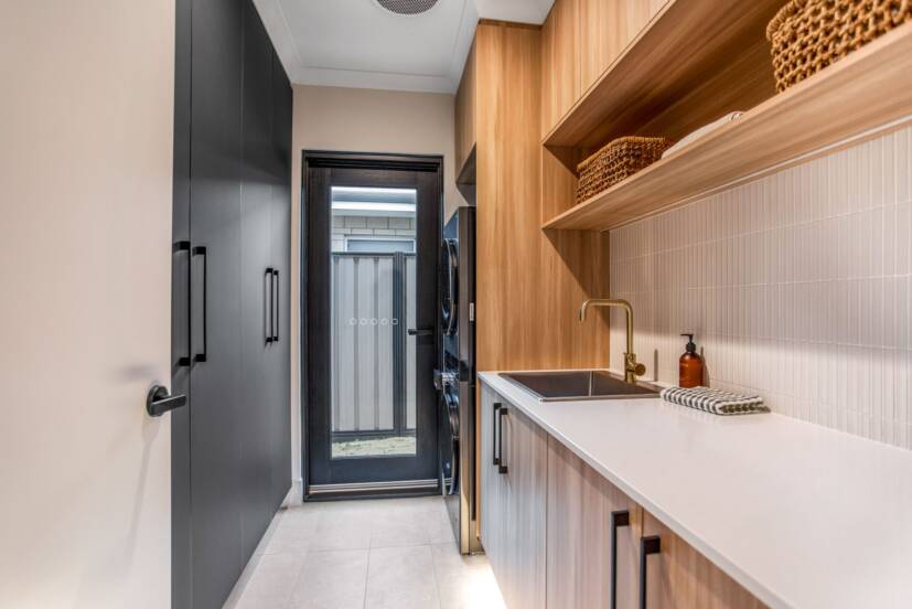 74 Tolland Loop, SOUTHERN RIVER, WA 6110 AUS