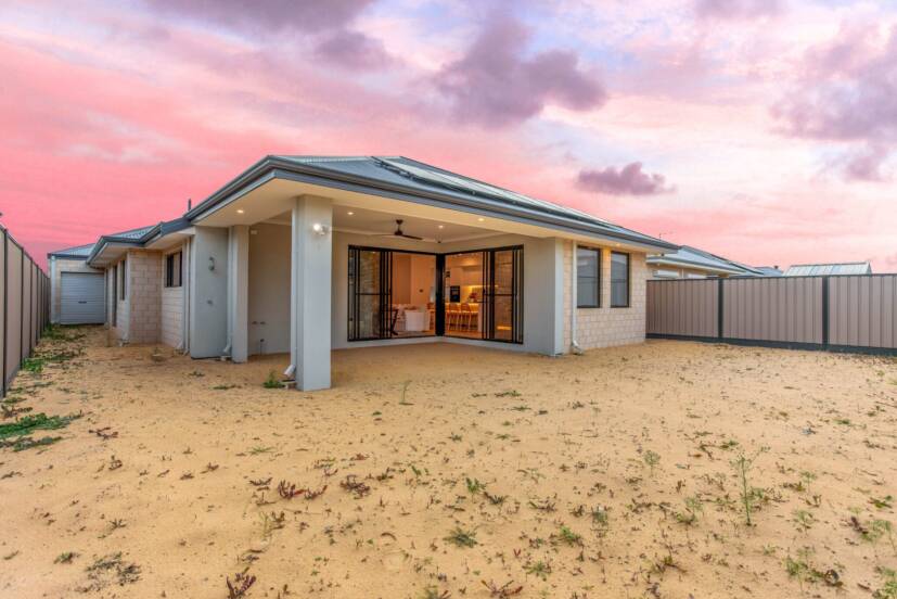 74 Tolland Loop, SOUTHERN RIVER, WA 6110 AUS