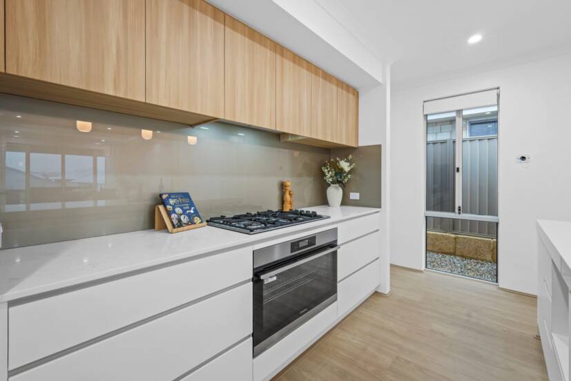 19 Mcmillan Road, MANDOGALUP, WA 6167 AUS