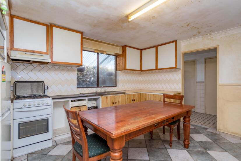 127 Fremantle Road, GOSNELLS, WA 6110 AUS