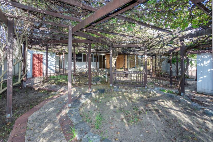 127 Fremantle Road, GOSNELLS, WA 6110 AUS